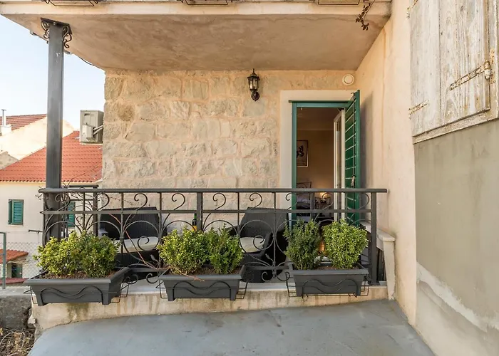 Tomadi Apartman